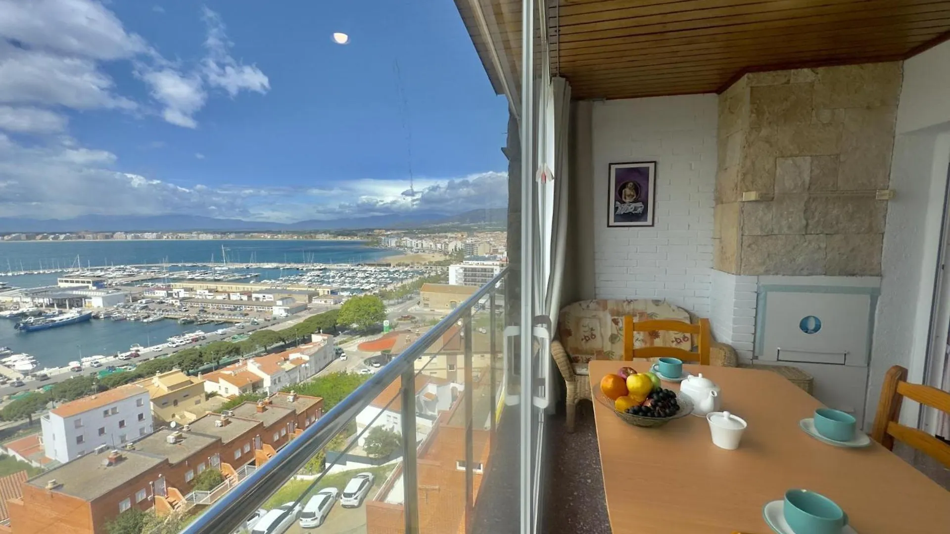 Monaco Apartment Roses